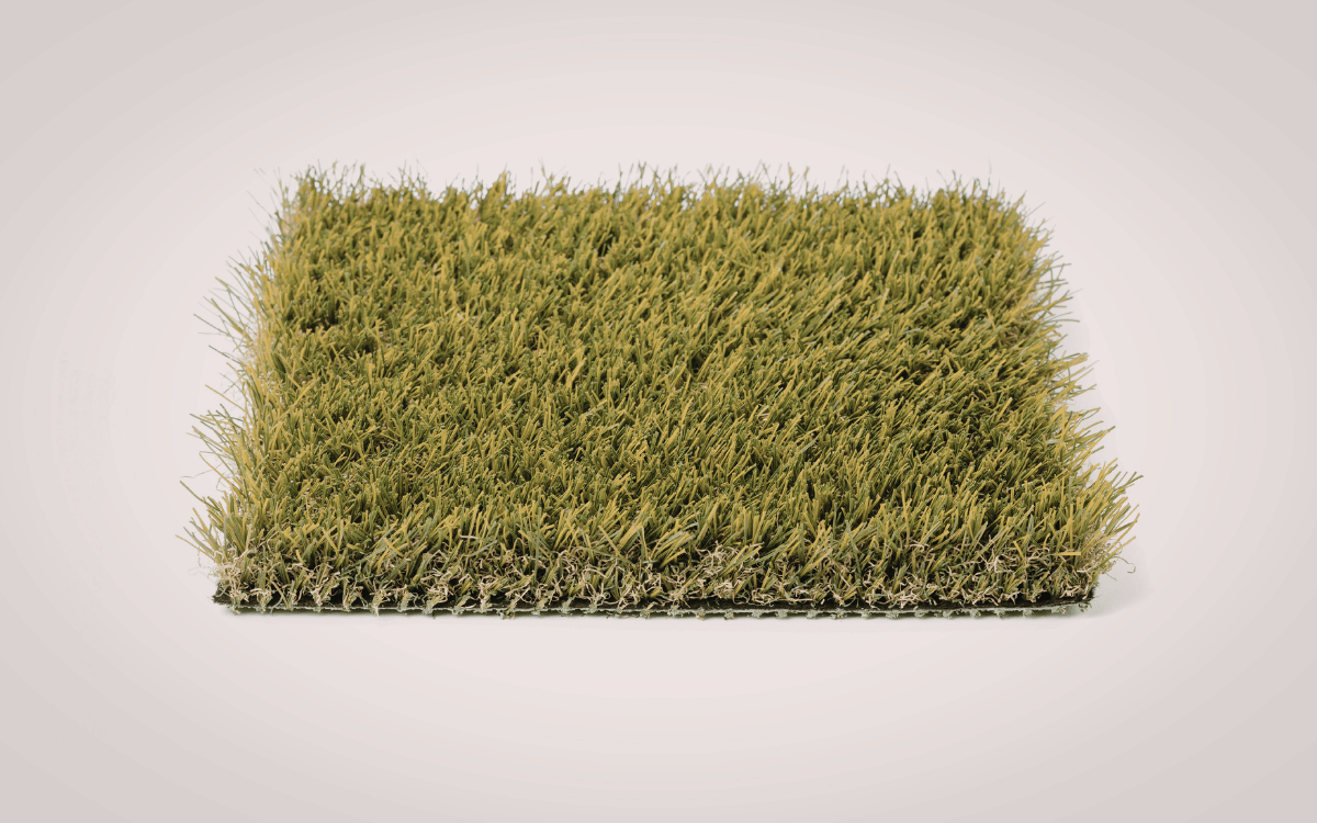 Detalle de césped sintético decorativo en Sant Cugat con acabado natural realista